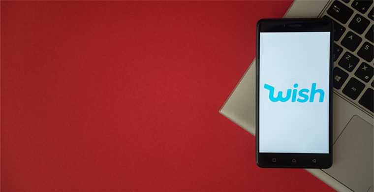 How can I send group messages faster on Line? What should I be aware of when sending group messages on Line?